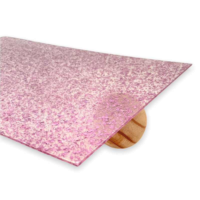 Acrilico-confetti-morado